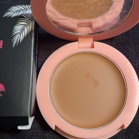 Beach Babe cream bronzer New - Picture 4 of 5